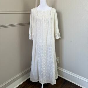 70s Alfred Shaheen Miss K Vintage Cotton Gauze off-White Hawaiian Maxi Dress S